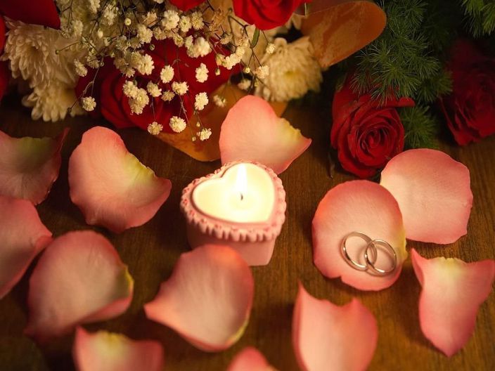 Sweet heart shaped candle