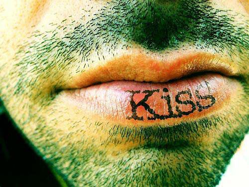 kiss