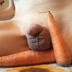 На секс-кухне морковка