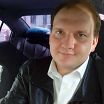 перед рестораном)