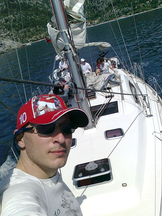 вдали от суеты