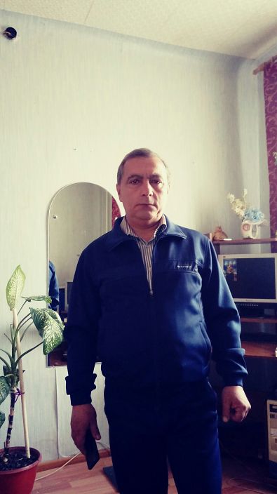 Это я
