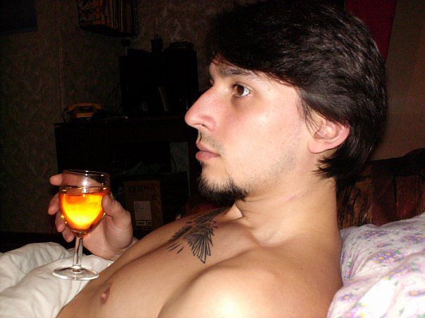 Не хватает сигареты)))