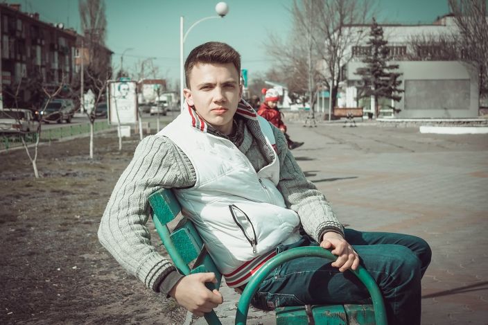 это я)