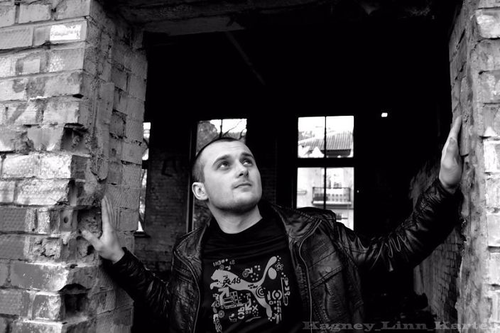 Красавец мужчина