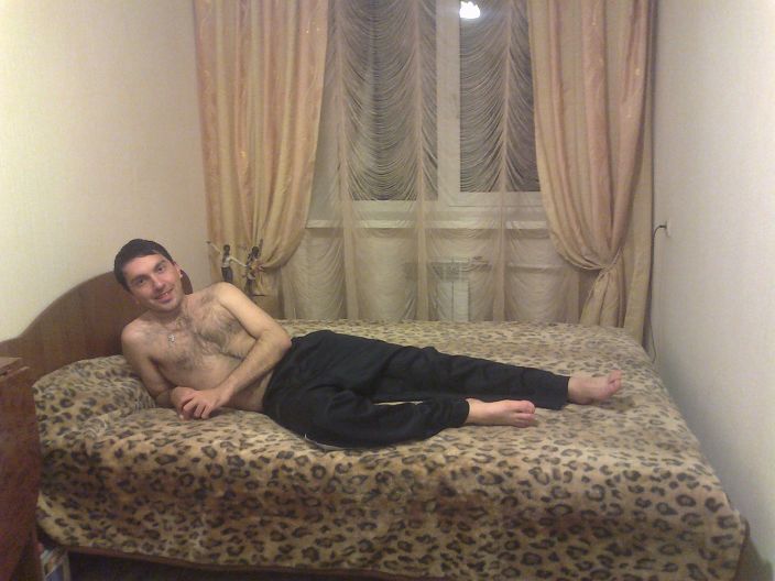 моя старая кровать)