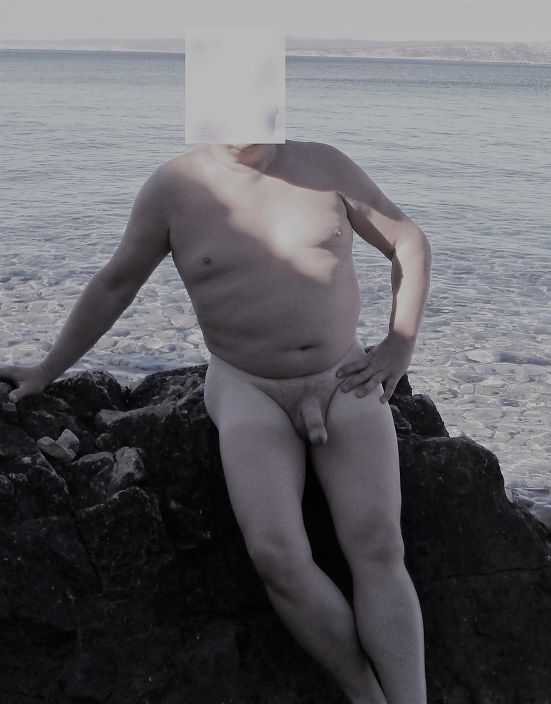 на море