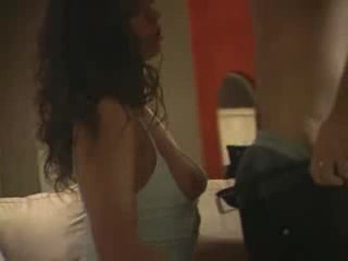 Hot ass Naomi picked up and assfucked on the job!