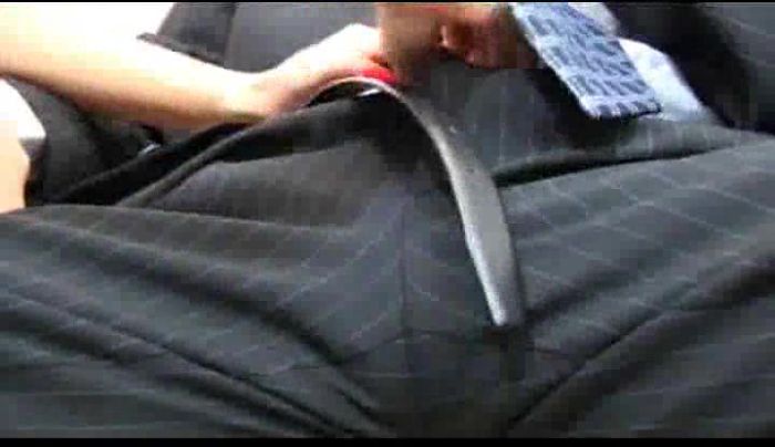 Подрочила ножками бизнесмену