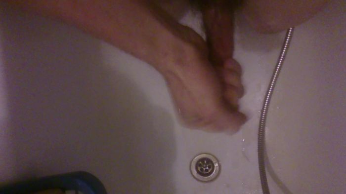 Кончил в душе