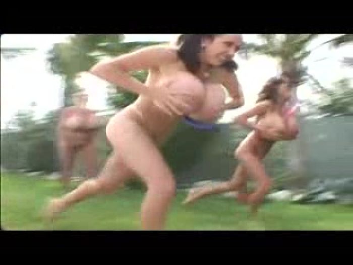 игры сисястых девок