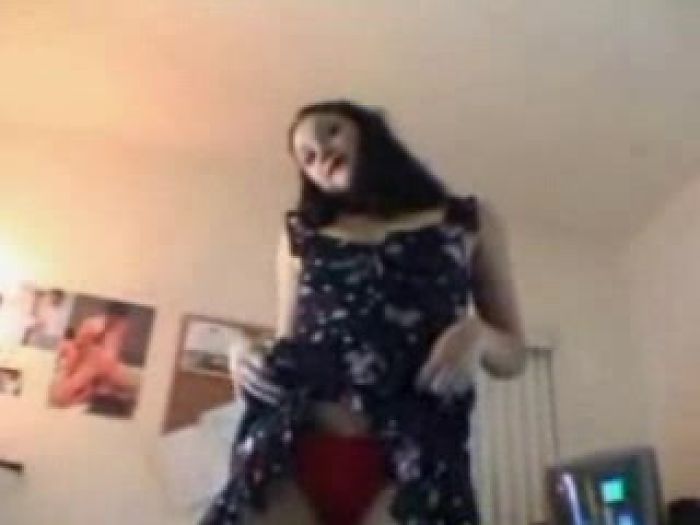 Hot Taylor Bow tribute