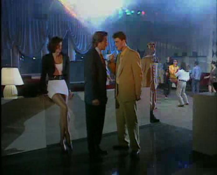 Ron Jeremy has his way with the inmates