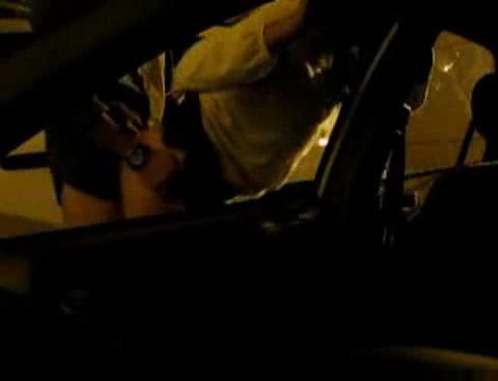 Трахнулись на автостоянке