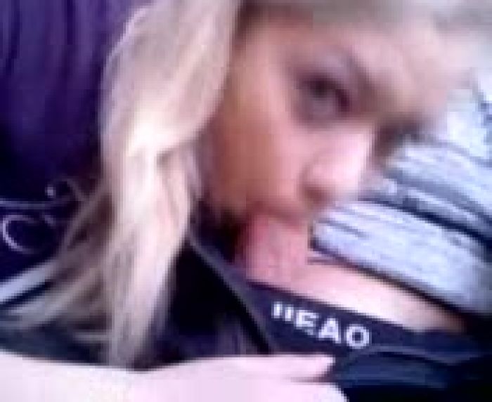 Минет в машине Надя