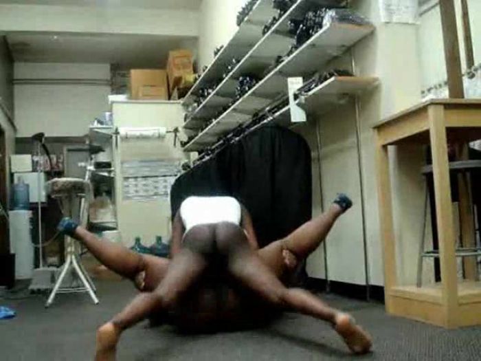 Студент трахнул даму постарше