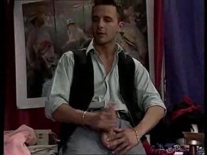 Старуху отымели в салоне красоты