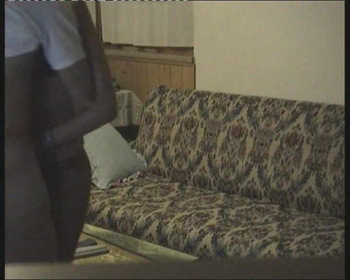 Mature in pantyhose fucked on sofa