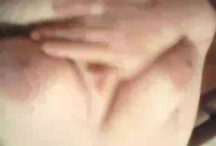 общение через ватсап)