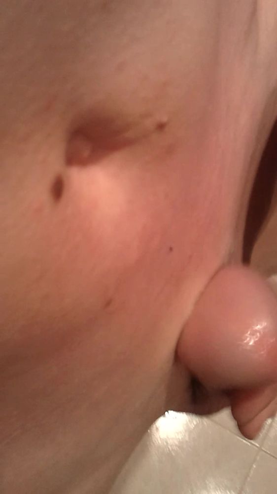 Кончил в ванной