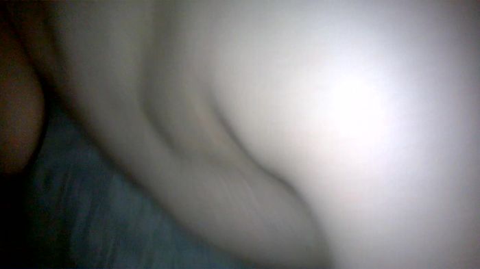 в писю боком